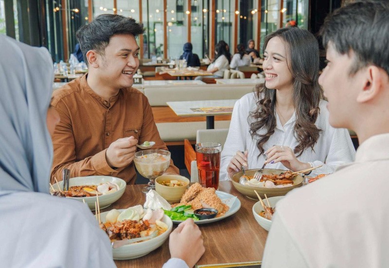 Berbuka Puasa Ramadan dengan Cita Rasa Khas Indonesia di Sarirasa - Bagian 2