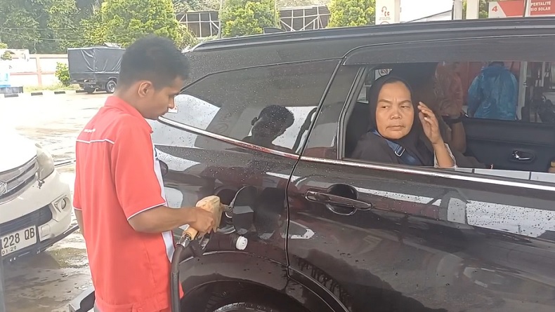 title Buntut Heboh Kasus Pertamax Oplosan, Pengendara di Madina Banyak Beralih ke Pertalite Buntut Heboh Kasus Pertamax Oplosan, Pengendara di Madina Banyak Beralih ke Pertalite