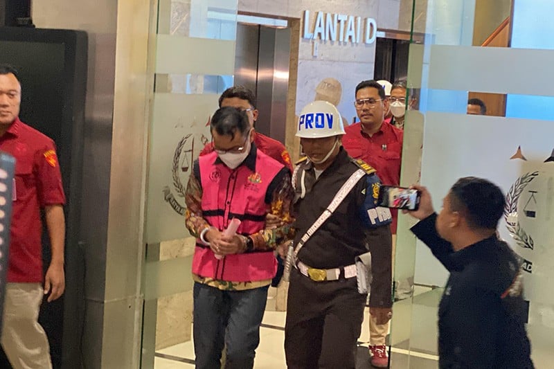 Kejagung Tetapkan 2 Tersangka Baru Kasus Dugaan Korupsi Tata Kelola Minyak Mentah - Bagian 3