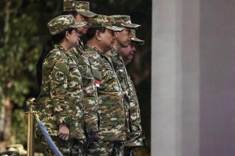 Potret Presiden Prabowo, SBY dan Jokowi Berseragam Militer di Tengah Guyuran Hujan - Bagian 4