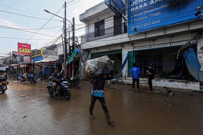 Banjir Setinggi 5 Meter Surut, Begini Kondisi Perumahan Pondok Gede Permai Bekasi - Bagian 6
