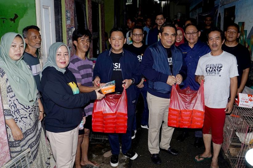 Bantuan Makanan dan Alat Kebersihan untuk Korban Banjir Jabodetabek - Bagian 2