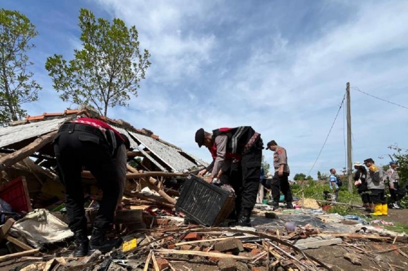 Angin Puting Beliung Terjang Indramayu, 91 Rumah Warga Rusak hingga Ambruk