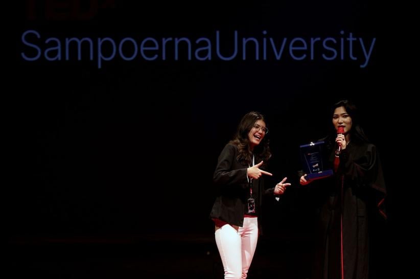 TEDxSampoerna University 2025 Memotivasi Generasi Muda Ciptakan Perubahan Positif - Bagian 1