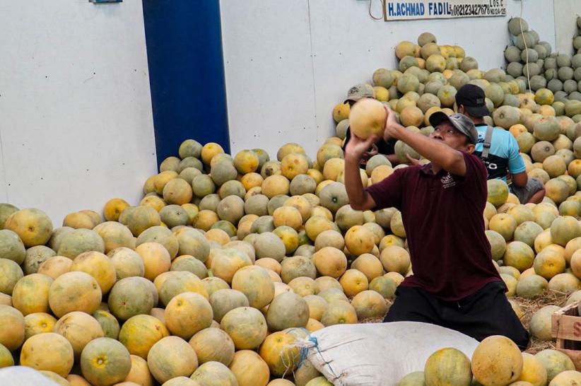 Penjualan Buah Meningkat saat Bulan Ramadan - Bagian 5
