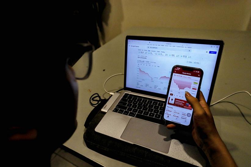 IHSG Anjlok 6,6 Persen, BEI Hentikan Sementara Perdagangan Saham - Bagian 3