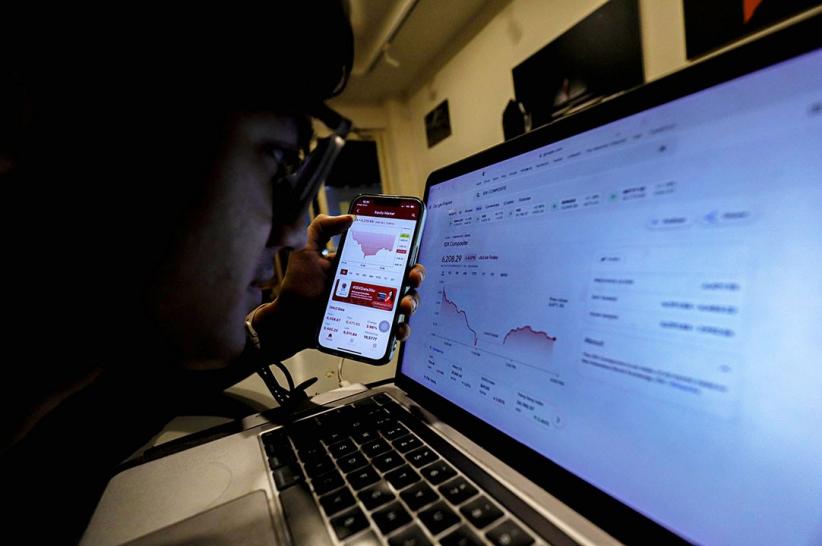 IHSG Anjlok 6,6 Persen, BEI Hentikan Sementara Perdagangan Saham - Bagian 4