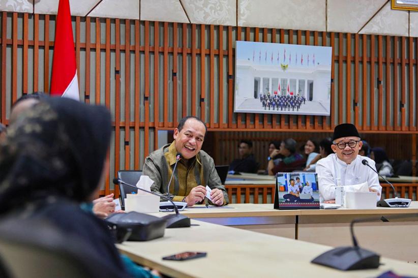 Menteri Abdul Mu'ti bersama Pemimpin Redaksi vozpublica Media Group Diskusi Soal Pendidikan Tanah Air - Bagian 3