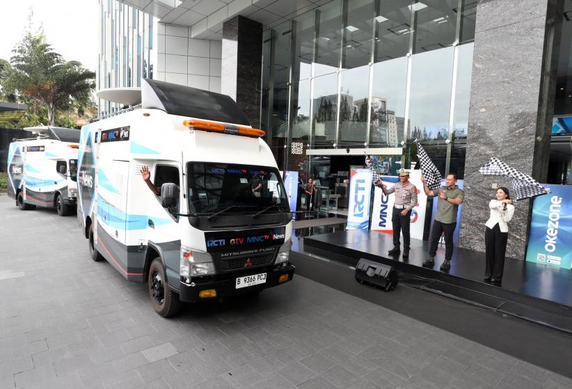 Menteri AHY Didampingi Angela Tanoesoedibjo Lepas Tim Liputan Mudik iNews Media Group - Bagian 2