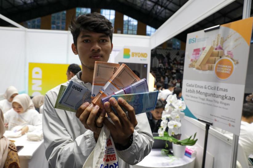 Antusiasme Warga Tukar Uang Baru yang Digelar Bank Indonesia - Bagian 5