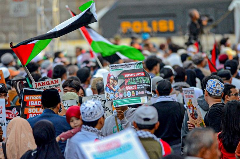 Aksi Bela Palestina di Depan Kedubes Amerika Serikat, Kecam Kejahatan Israel - Bagian 5