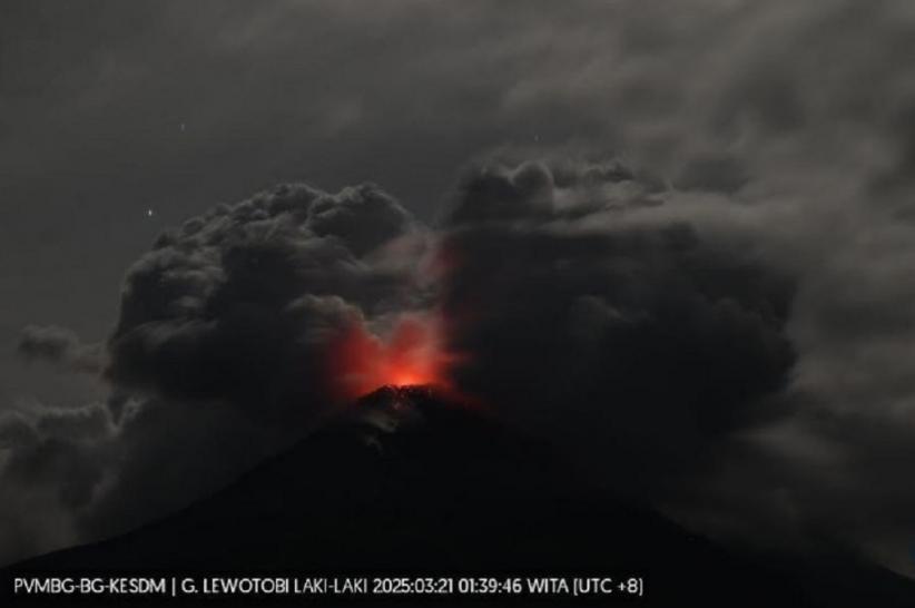 title Erupsi Gunung Lewotobi Laki-laki di NTT, BNPB: 4.976 Jiwa Mengungsi Erupsi Gunung Lewotobi Laki-laki di NTT, BNPB: 4.976 Jiwa Mengungsi