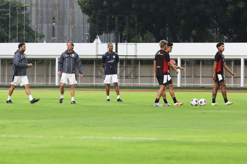 Latihan Timnas Indonesia Latihan Jelang Lawan Bahrain, 3 Pemain Ini Absen  - Bagian 3