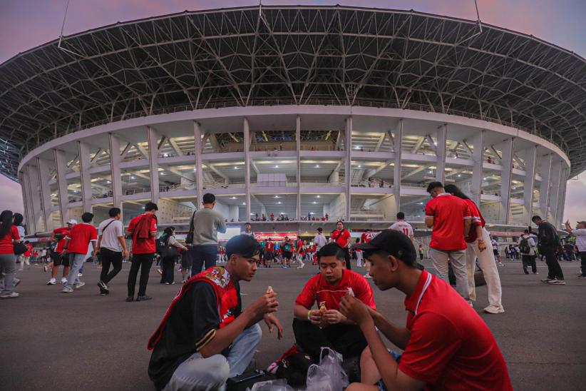 Suporter Timnas Indonesia Berdatangan ke SUGBK Siap Dukung Garuda Hadapi Bahrain - Bagian 1