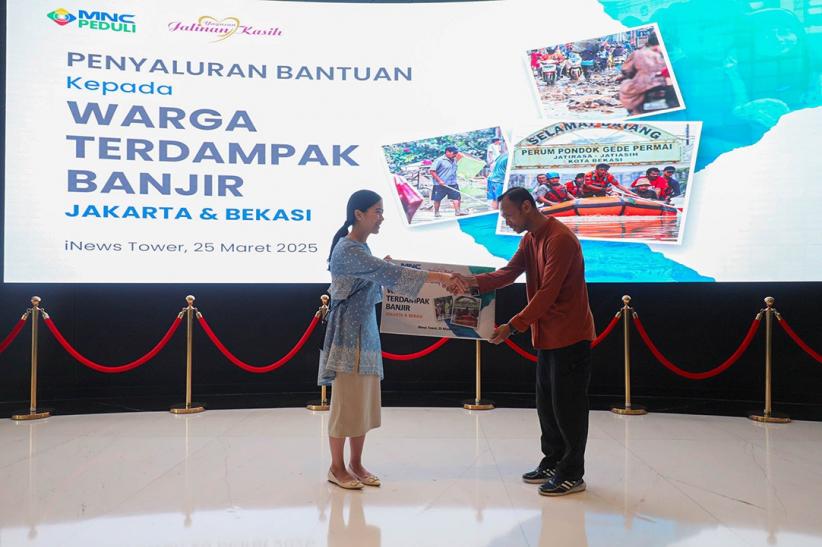 MNC Peduli Berikan Santunan untuk Korban Banjir Bekasi dan Jakarta - Bagian 2