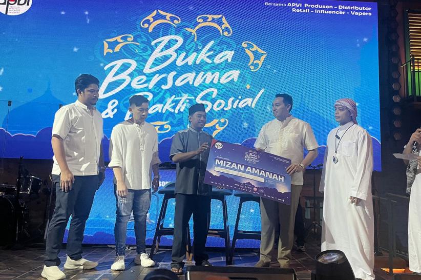 APVI Gelar Buka Bersama dan Bakti Sosial Sekaligus Bahas Tantangan Industri Vape - Bagian 3