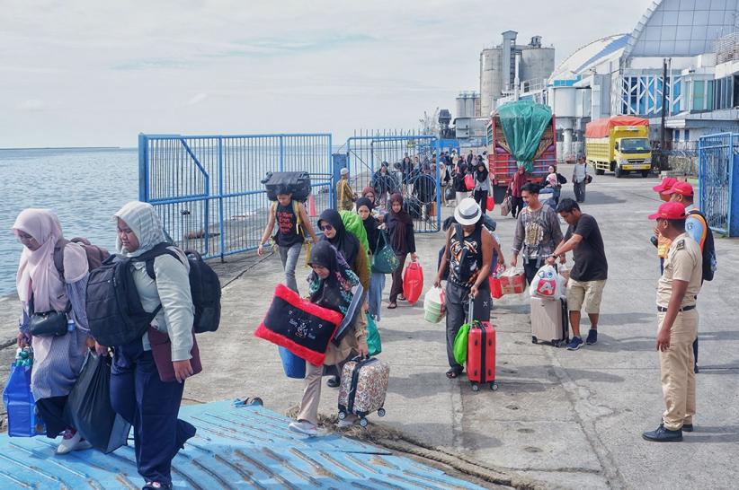 Mudik ke Tanah Bumbu Kalsel Naik Kapal Feri dari Pelabuhan Makassar - Bagian 4