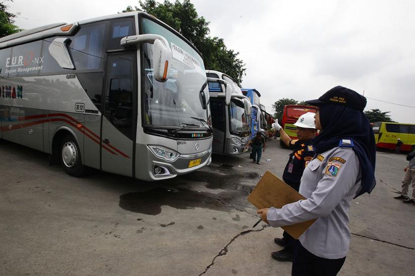 Bus Angkutan Mudik Lebaran Diperiksa Kelaikan Berkendara - Bagian 4