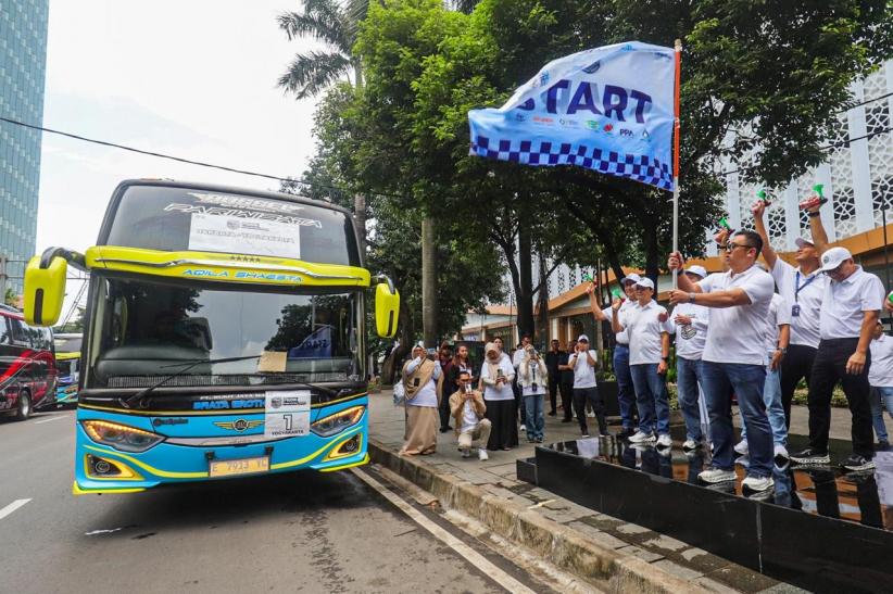 Mudik Gratis 2025, Danareksa Berangkatkan 1.600 Orang Pulang Kampung - Bagian 7