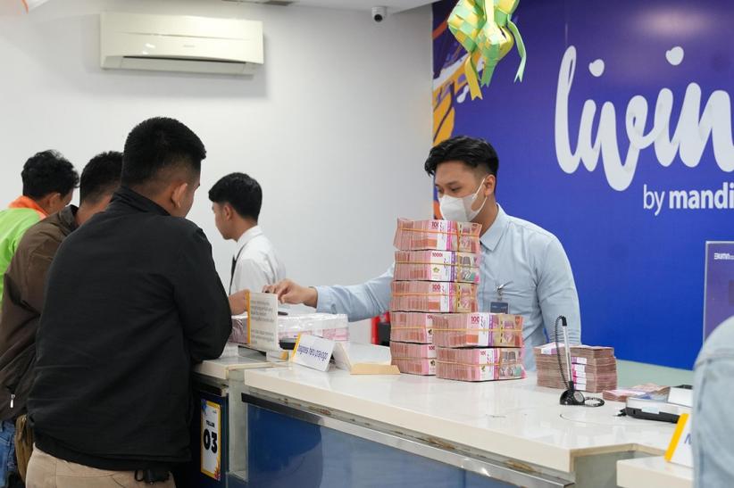 Bank Mandiri Siapkan Rp4,6 T Penuhi Kebutuhan Uang Tunai Jelang Lebaran di Jateng-DIY - Bagian 2