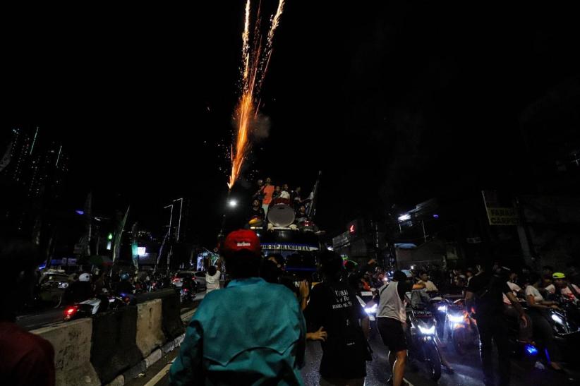 Suasana Malam Takbiran Sambut Hari Raya Idul Fitri 1446 H di Tanah Abang - Bagian 6