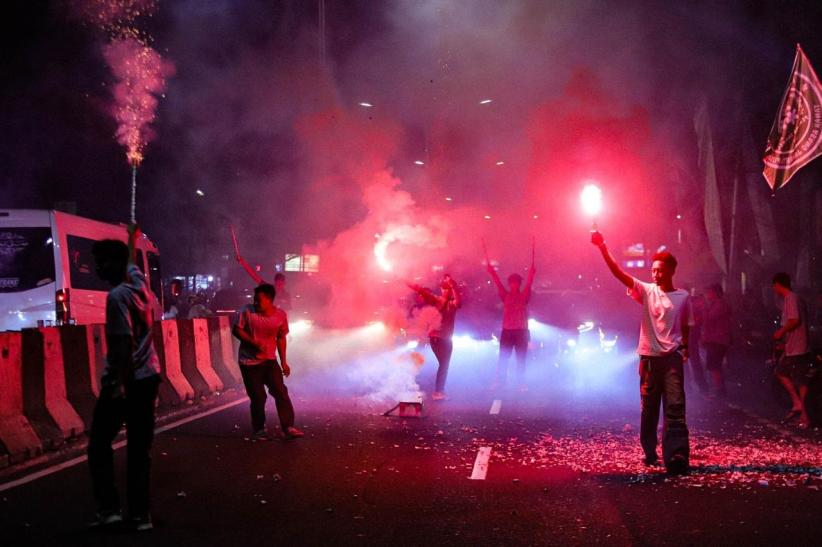 Suasana Malam Takbiran Sambut Hari Raya Idul Fitri 1446 H di Tanah Abang - Bagian 2