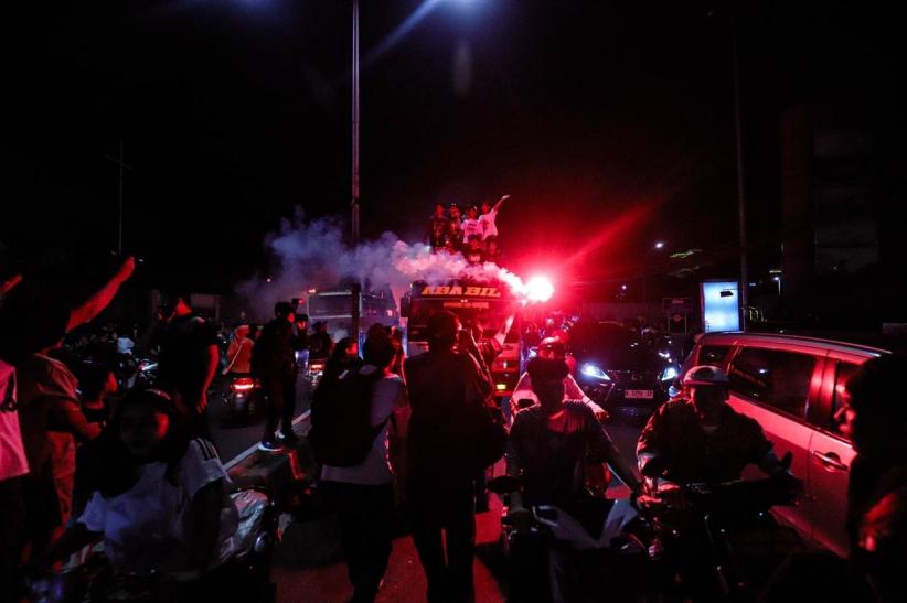 Suasana Malam Takbiran Sambut Hari Raya Idul Fitri 1446 H di Tanah Abang - Bagian 5