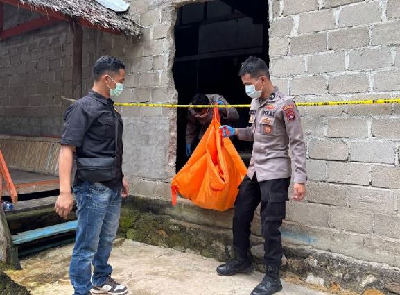 Kerangka Manusia Termutilasi dan Dicor di Bak Mandi Gegerkan Warga Pesisir Selatan