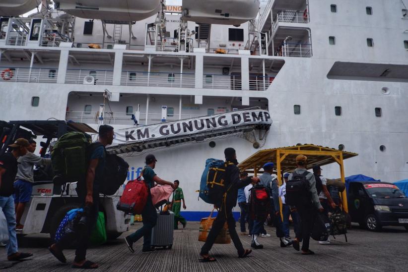 Suasana Arus Balik Lebaran di Pelabuhan Makassar - Bagian 3
