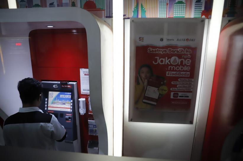 Layanan Perbankan Bank DKI Kembali Normal - Bagian 4