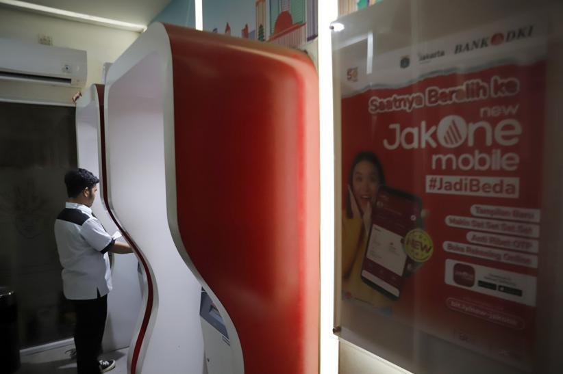 Layanan Perbankan Bank DKI Kembali Normal - Bagian 1