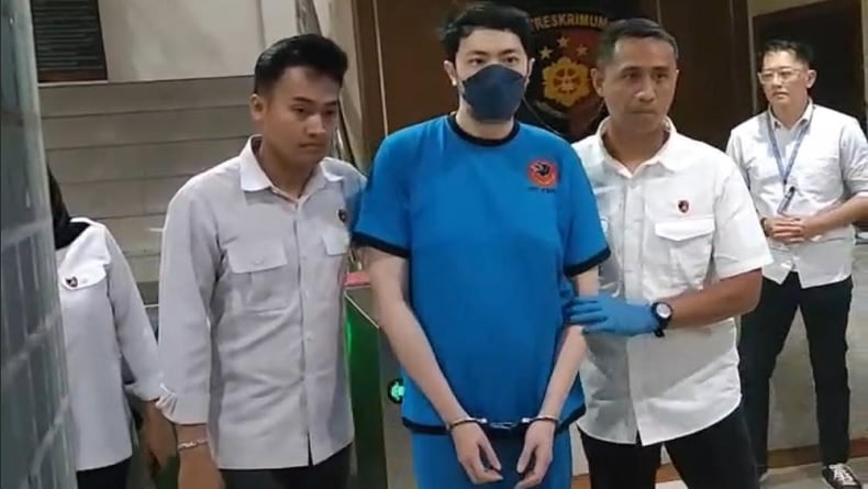title Penahanan Dokter PPDS Priguna Anugerah Tersangka Pemerkosaan Pasien Diperpanjang Penahanan Dokter PPDS Priguna Anugerah Tersangka Pemerkosaan Pasien Diperpanjang