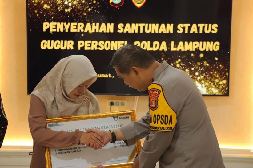 Penyerahan Manfaat JKK kepada Keluarga 3 Anggota Polri Gugur di Lampung - Bagian 2