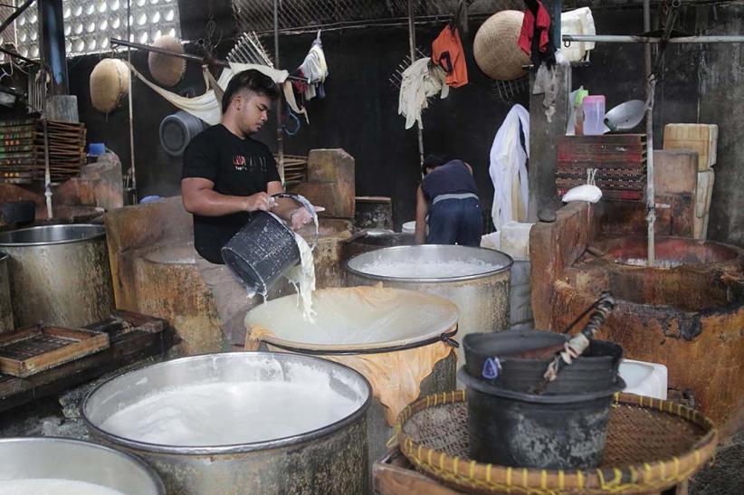 Produsen Tahu Tempe Keluhkan Harga Kedelai Impor Merangkak Naik - Bagian 3