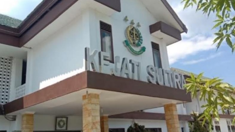 title Sekda Konut Diperiksa Kejaksaan terkait Kasus Korupsi Tambang Nikel PT Cinta Jaya di Mandiodo Sekda Konut Diperiksa Kejaksaan terkait Kasus Korupsi Tambang Nikel PT Cinta Jaya di Mandiodo