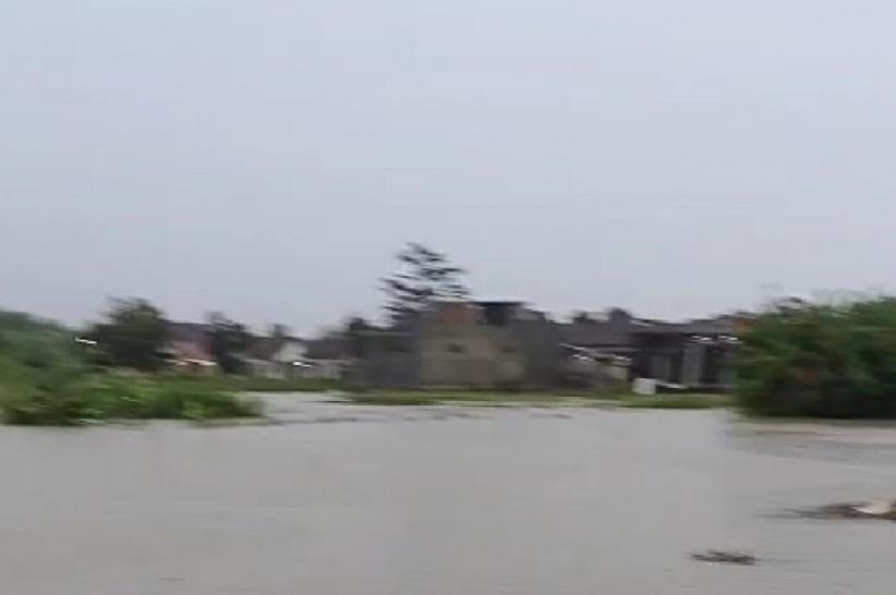 title Banjir Bandang di Panjang Bandar Lampung Telan Korban Jiwa, 3 Warga Tewas Banjir Bandang di Panjang Bandar Lampung Telan Korban Jiwa, 3 Warga Tewas