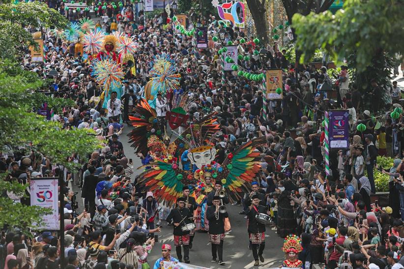 Kirab Gunungan Budaya Nusantara - Bagian 3