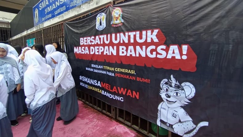 title Sengketa Lahan SMAN 1 Bandung, Pemprov Jabar Tolak Berdamai dengan PLK Sengketa Lahan SMAN 1 Bandung, Pemprov Jabar Tolak Berdamai dengan PLK
