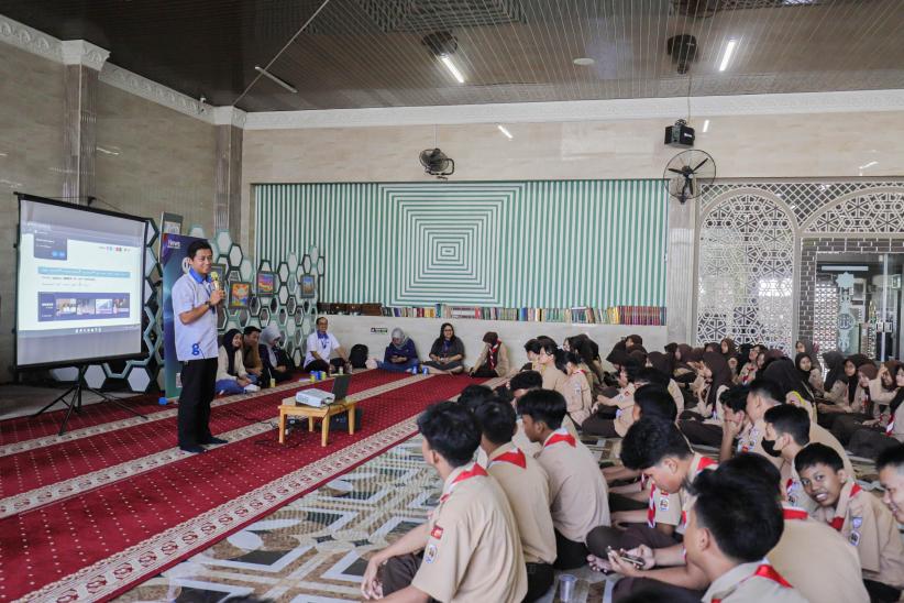Okezone Goes to School Berikan Edukasi Berlatih Soal Masuk PTN - Bagian 1