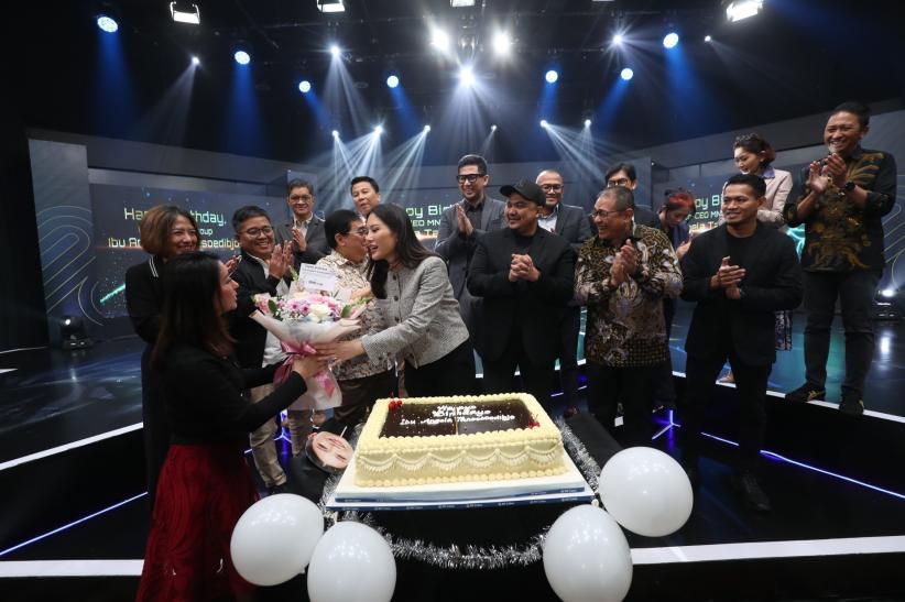 iNews Media Group Berikan Kejutan Ulang Tahun ke-38 untuk Angela Tanoesoedibjo - Bagian 4