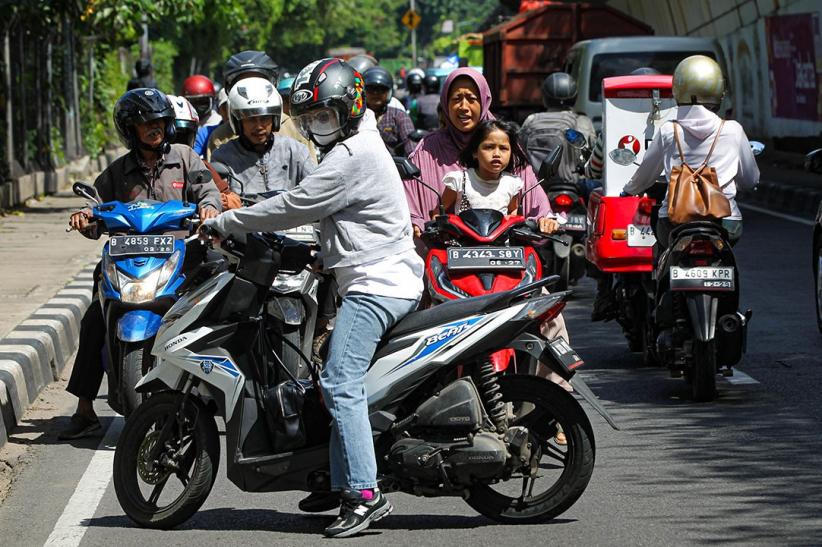 Nekat Lawan Arah, Puluhan Pemotor Kena Tilang - Bagian 6