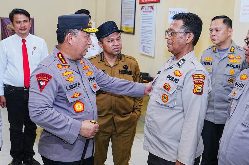 Kapolri Apresiasi Aiptu Jimmi Dirikan Pesantren Gratis bagi Anak Kurang Mampu - Bagian 1