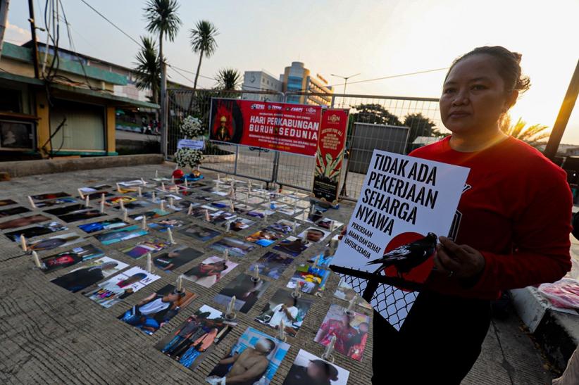Aksi Buruh Peringati Hari Berkabung Internasional di KBN Cakung - Bagian 2