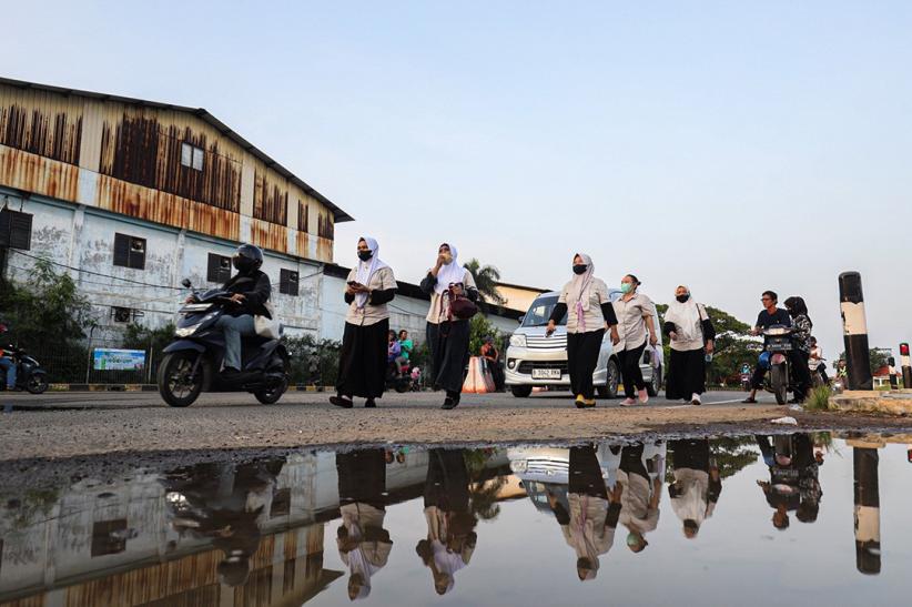 18.000 Lebih Pekerja Kena PHK pada Awal Tahun 2025 - Bagian 1