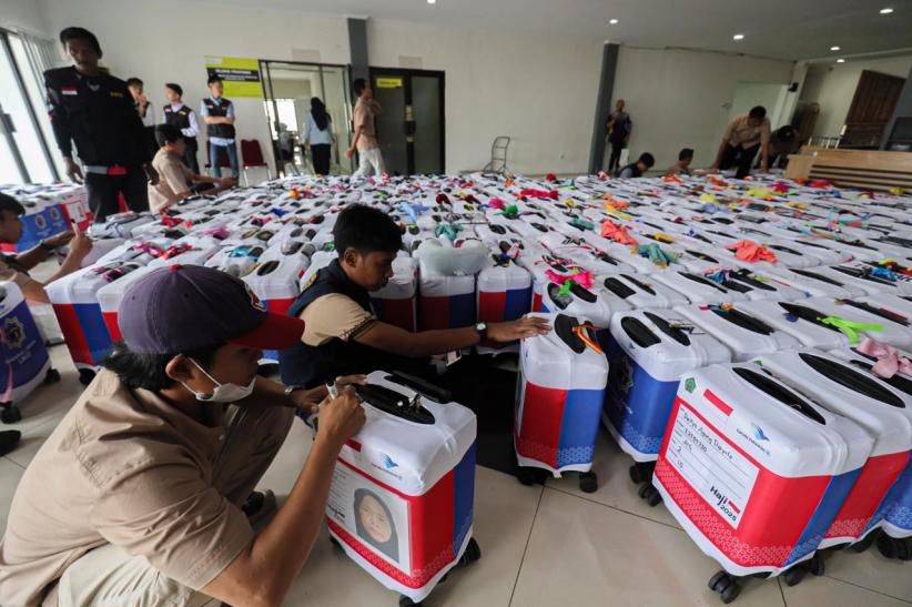Calon Jemaah Haji 2025 Mulai Berdatangan ke Asrama Pondok Gede - Bagian 4