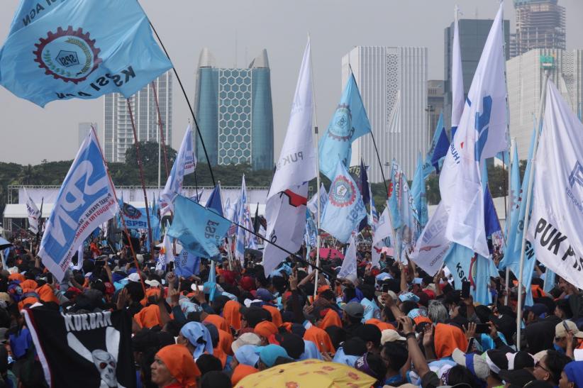 Ribuan Buruh Berbagai Elemen Peringati May Day 2025 - Bagian 5
