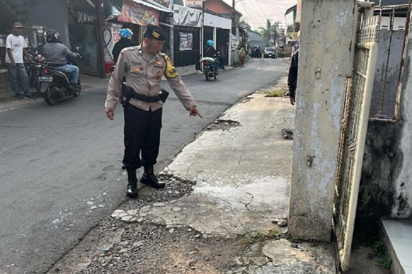 Pilu! Ibu dan Anak di Sukabumi Disiram Air Keras oleh OTK sampai Menjerit Kesakitan