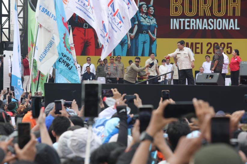 Presiden Prabowo Hadiri Hari Buruh 2025, Janji Bentuk Satgas PHK - Bagian 3