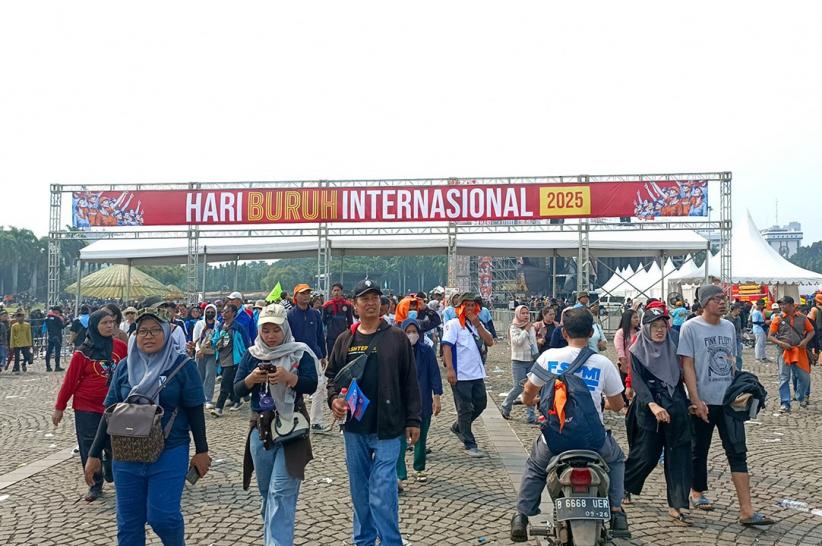 Peringatan Hari Buruh 2025 di Monas Berlangsung Kondusif - Bagian 1