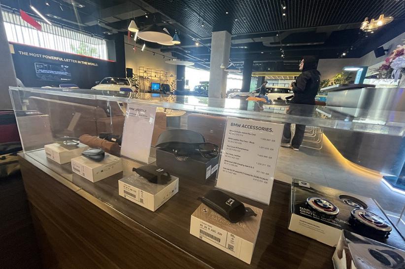 Kuasai Pasar Otomotif Premium, BMW Resmikan Diler Megah di PIK 2 - Bagian 6